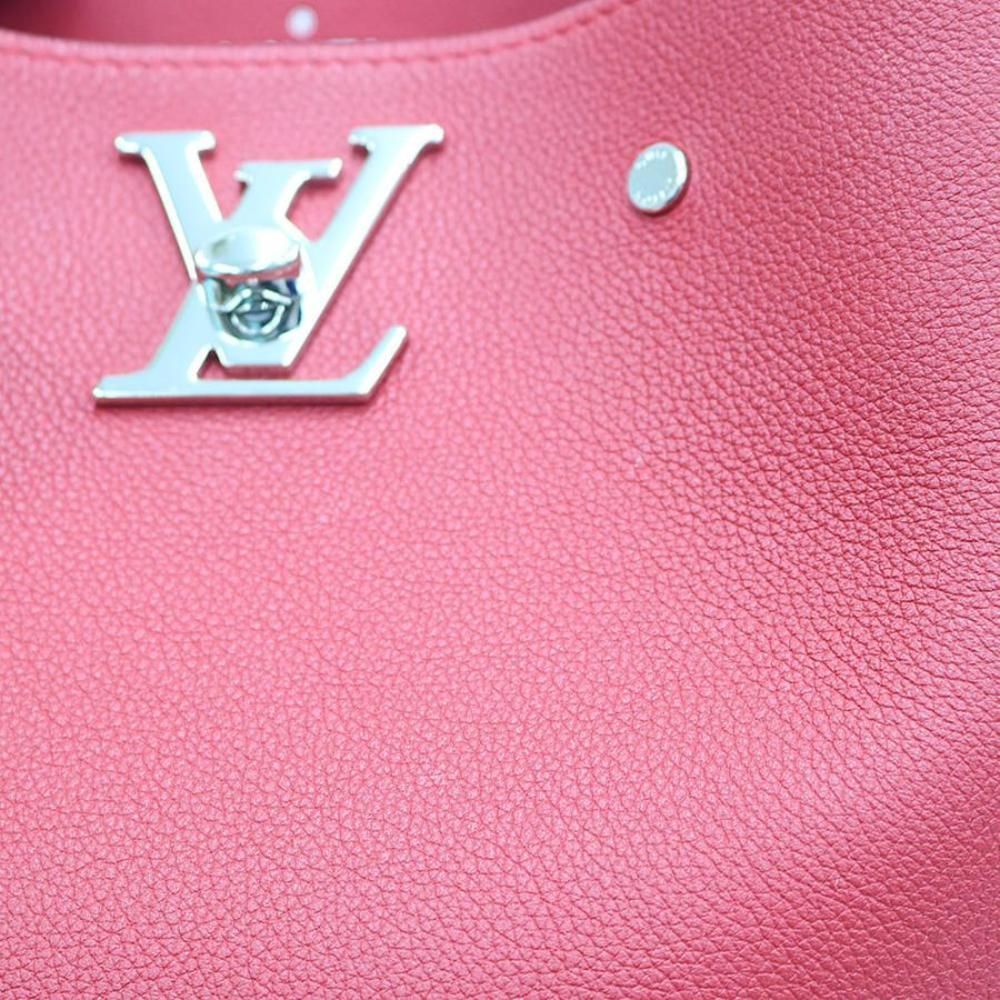 Louis Vuitton LockMe Bucket Bag Red - Picture 8 of 10